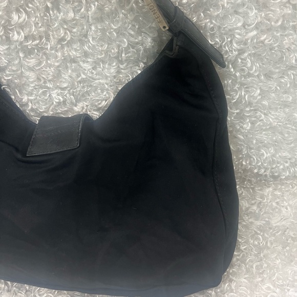 Fendi Mamma Baguette Shoulder Bag - Picture 5 of 15